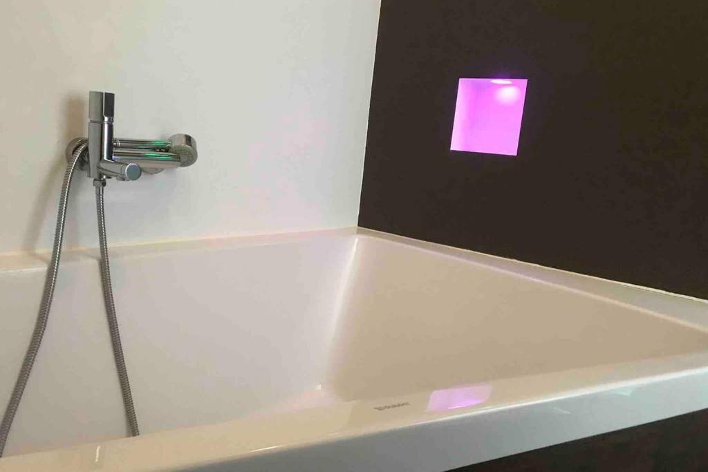 New Cozy Room With Private Bathroom Delft City P-Room 1 Экстерьер фото